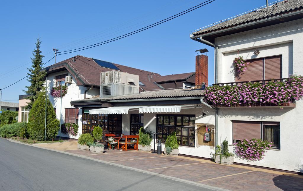 Guesthouse Zganjer Ozalj Экстерьер фото