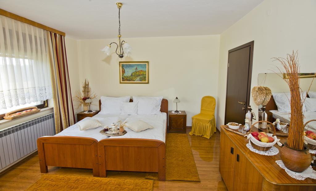 Guesthouse Zganjer Ozalj Номер фото